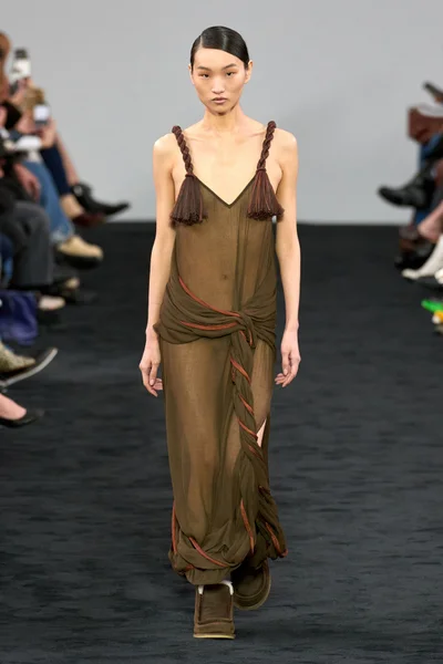 Look 26